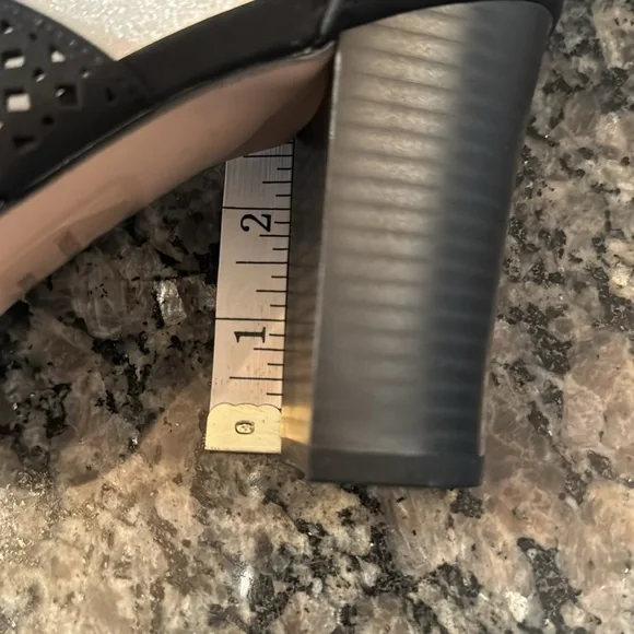 XOXO black Beamer peep toe bootie NIB 8.5 - Picture 5 of 10